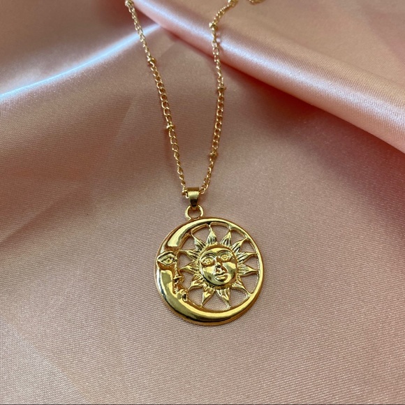 Crescent Moon Face Sun Face Necklace - Picture 7 of 12